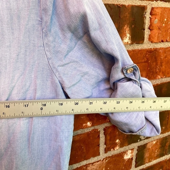 Chelsea & Violet Womens LargeBlue Chambray Roll Tab Sleeve Vneck Romper Shorts - Picture 5 of 7